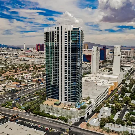 Stripviewsuites Penthouse
